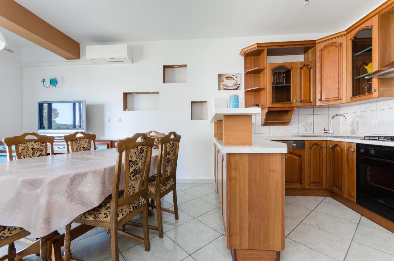Apartments Slavica R Banjol Εξωτερικό φωτογραφία